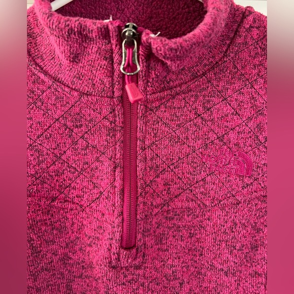 The North Face Fuschia Thick 1/4 Zip S - Picture 4 of 7